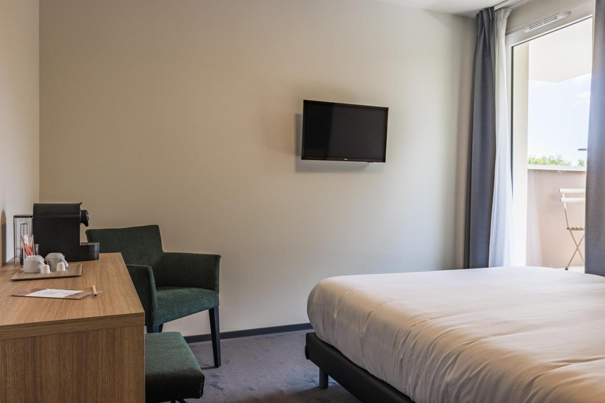 Hotel Des Thermes Des Fumades Allegre Les Fumades 外观 照片