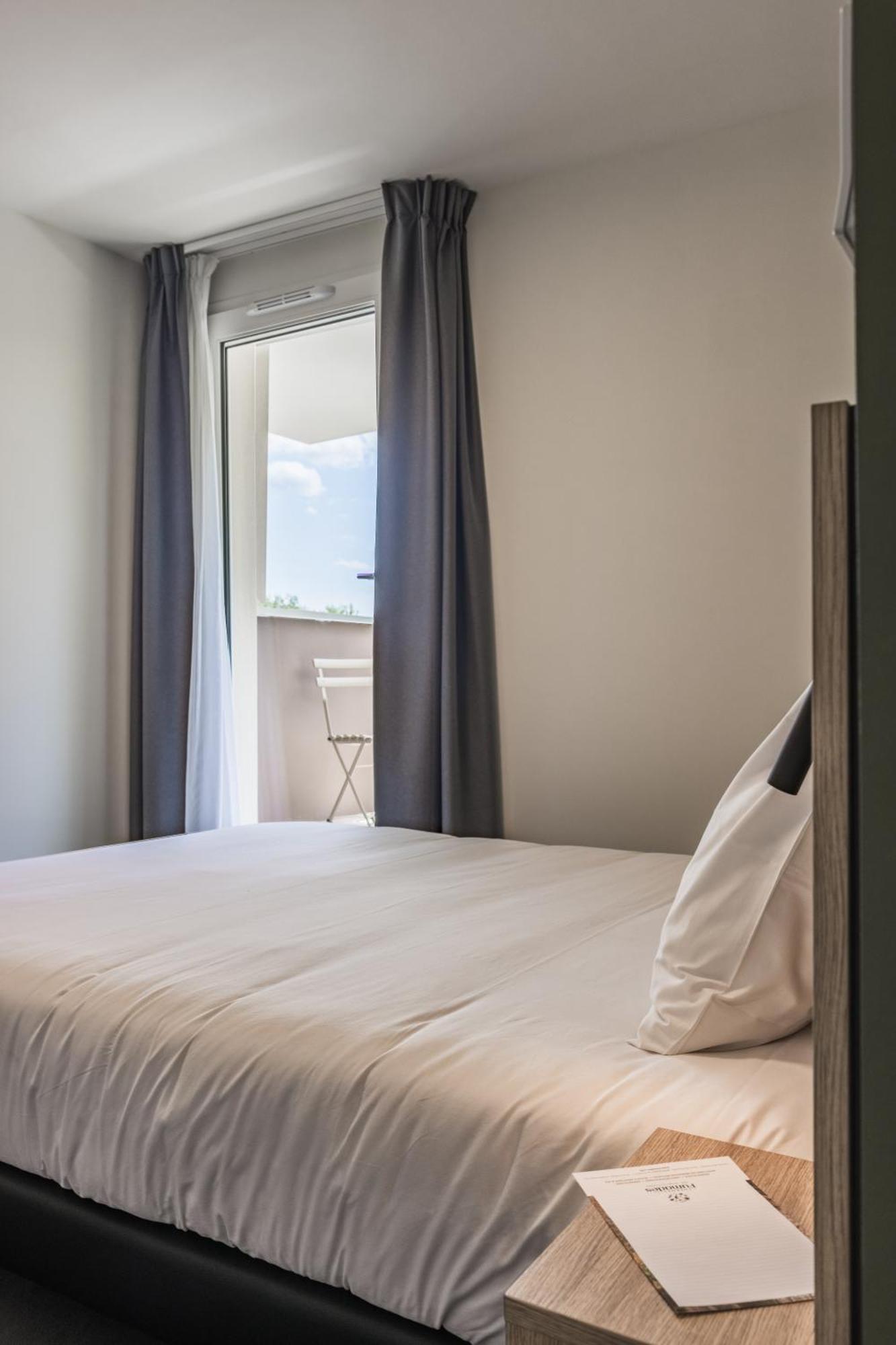Hotel Des Thermes Des Fumades Allegre Les Fumades 外观 照片